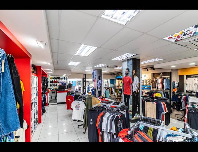 625M² OFFICE FOR SALE IN EAST LONDON CENTRAL